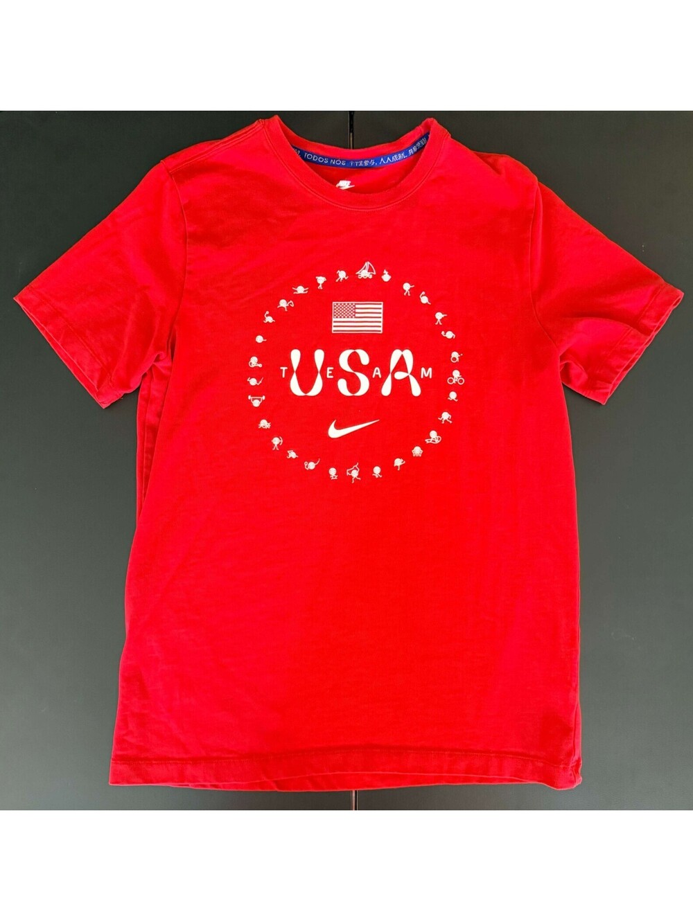 Nike Men's Medium Red Team USA Premium Essentials Icon T-Shirt Medium NWOT